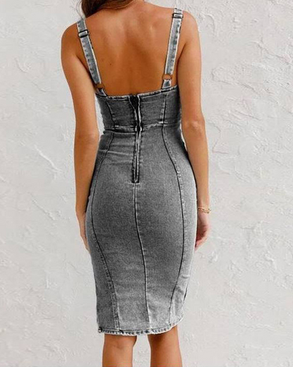 Effortlessly Elegant Dress with a Timeless Design