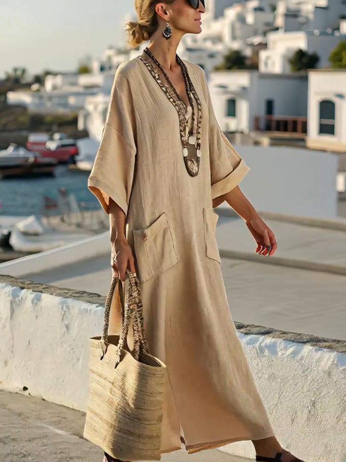 Classic Vintage Dress with a Flattering Fit