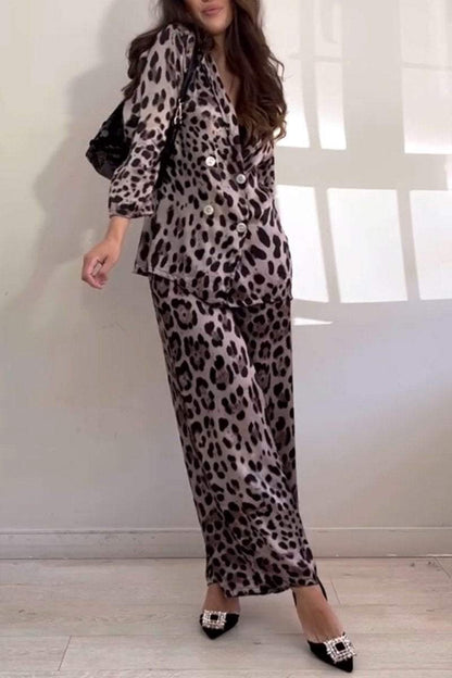Well Tailored Garment with a Graceful Silhouette