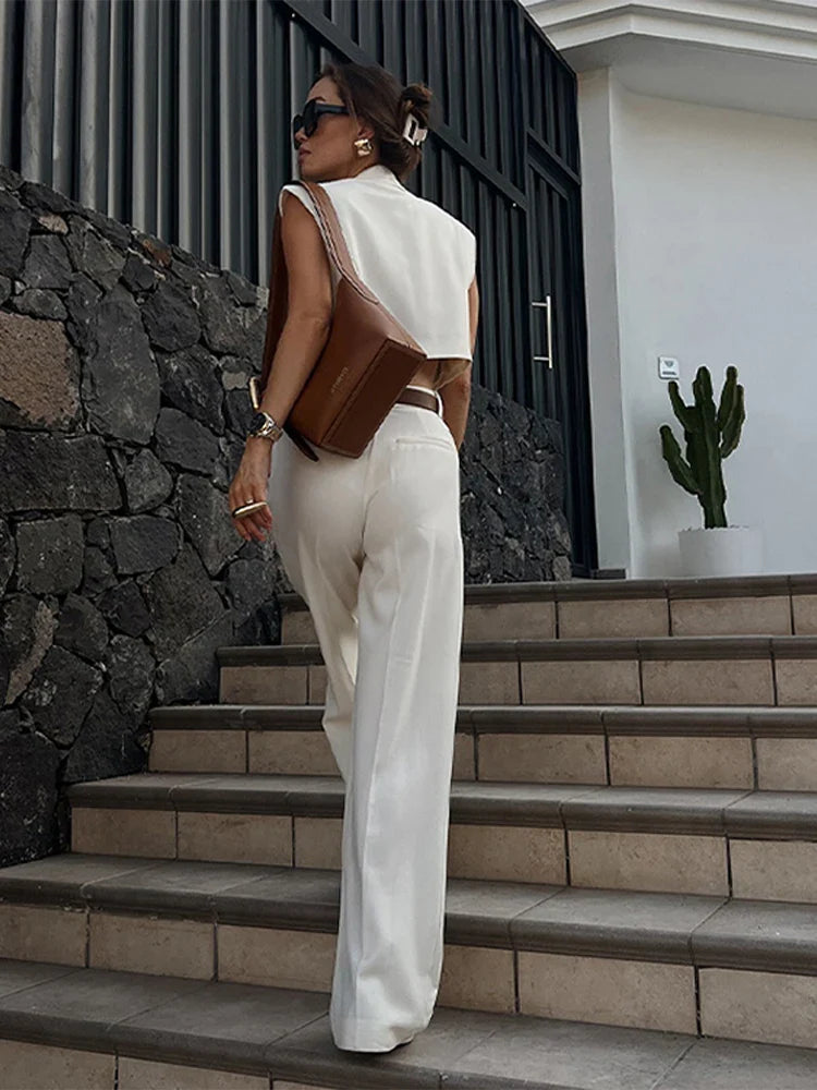 Classic Vintage Garment with a Flattering Fit