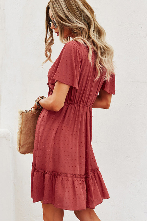 Effortlessly Elegant Dress with a Timeless Design