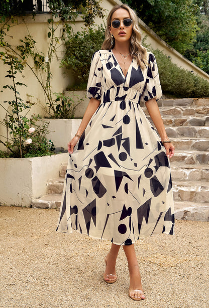Beautifully Crafted Dress in a Classic Style