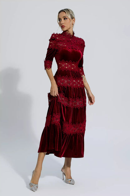 Gracefully Styled Dress for Any Occasion
