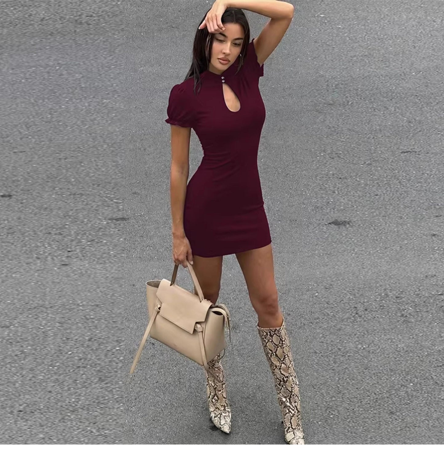 Well Tailored Dress with a Graceful Silhouette