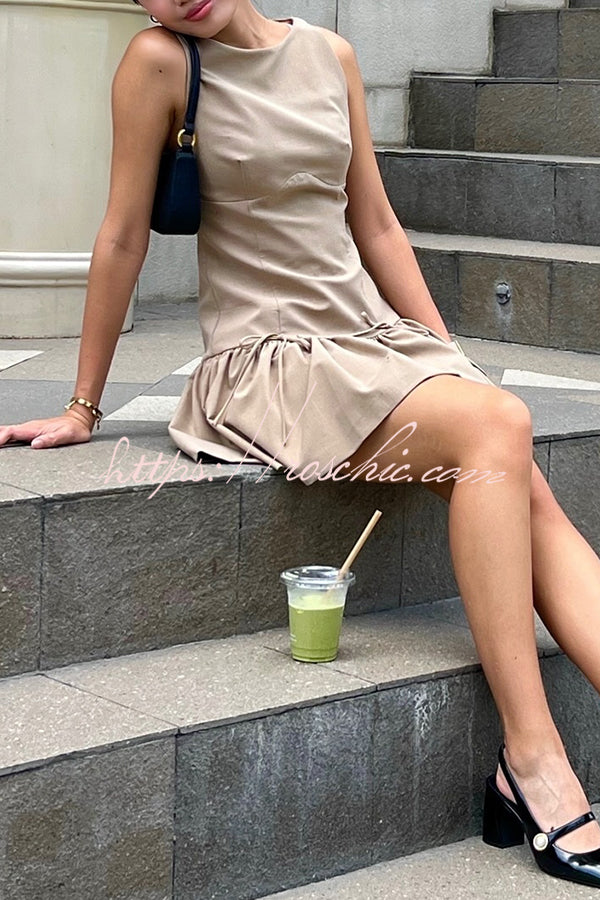 Gracefully Styled Dress for Any Occasion