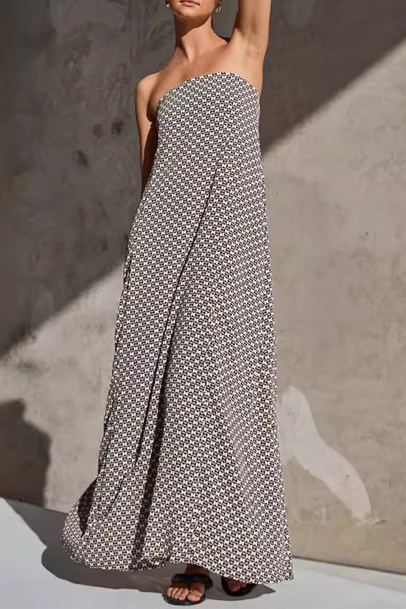 Classic Vintage Dress with a Flattering Fit