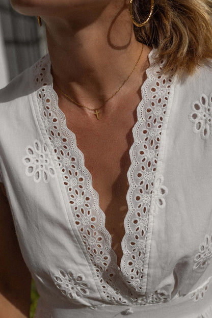 Classic Vintage Dress with a Flattering Fit