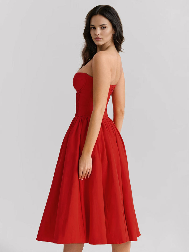 Well Tailored Dress with a Graceful Silhouette