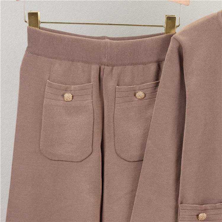Gracefully Styled Cardigan for Any Occasion
