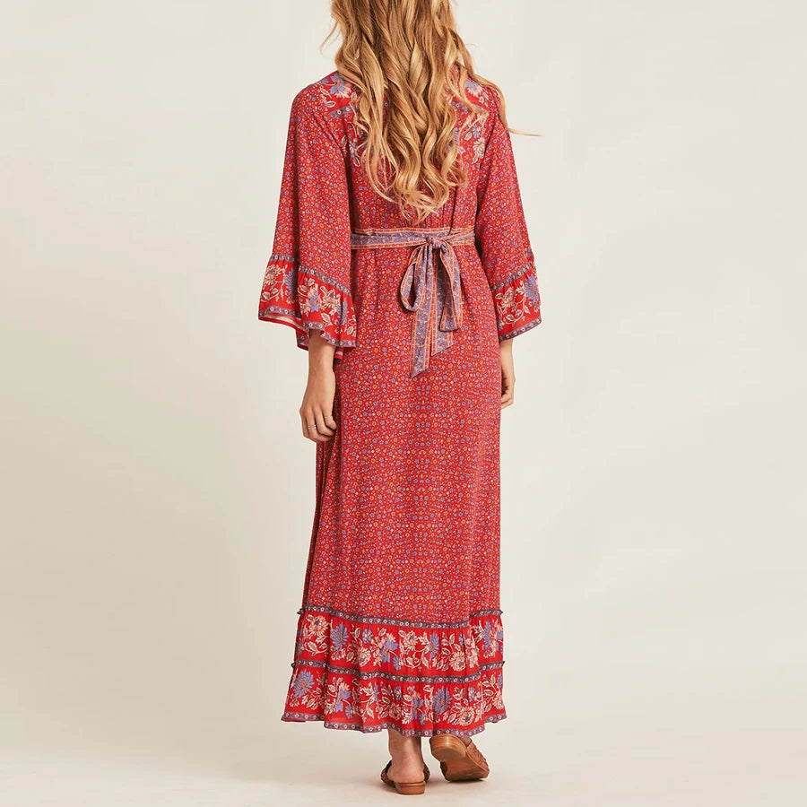 Classic Vintage Dress with a Flattering Fit