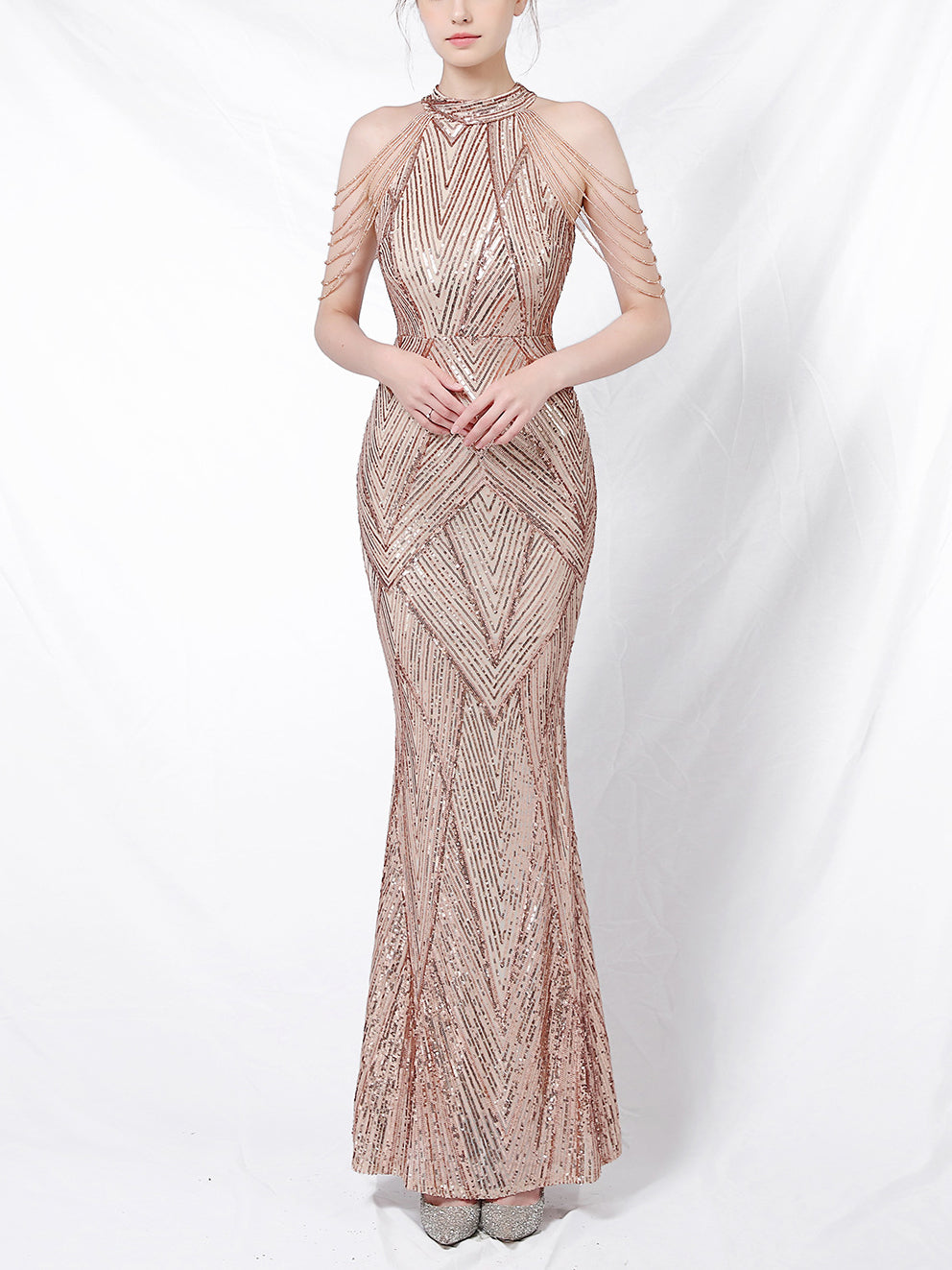 Beautifully Crafted Dress in a Classic Style