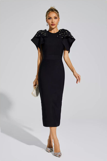 Gracefully Styled Dress for Any Occasion