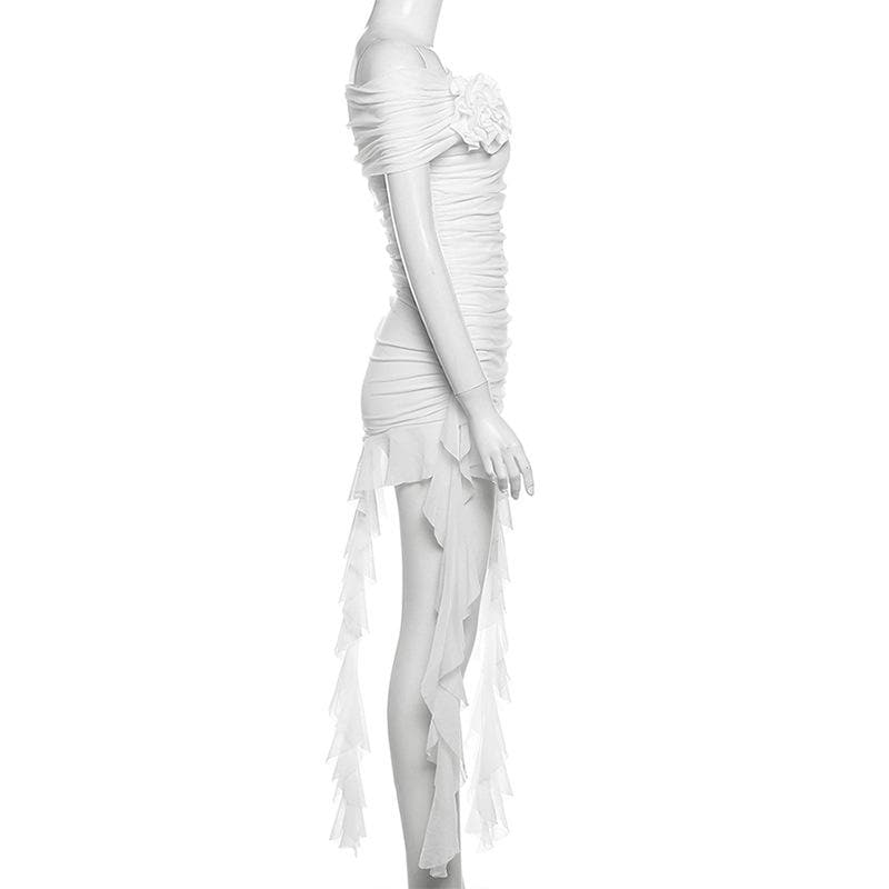 Gracefully Styled Dress for Any Occasion