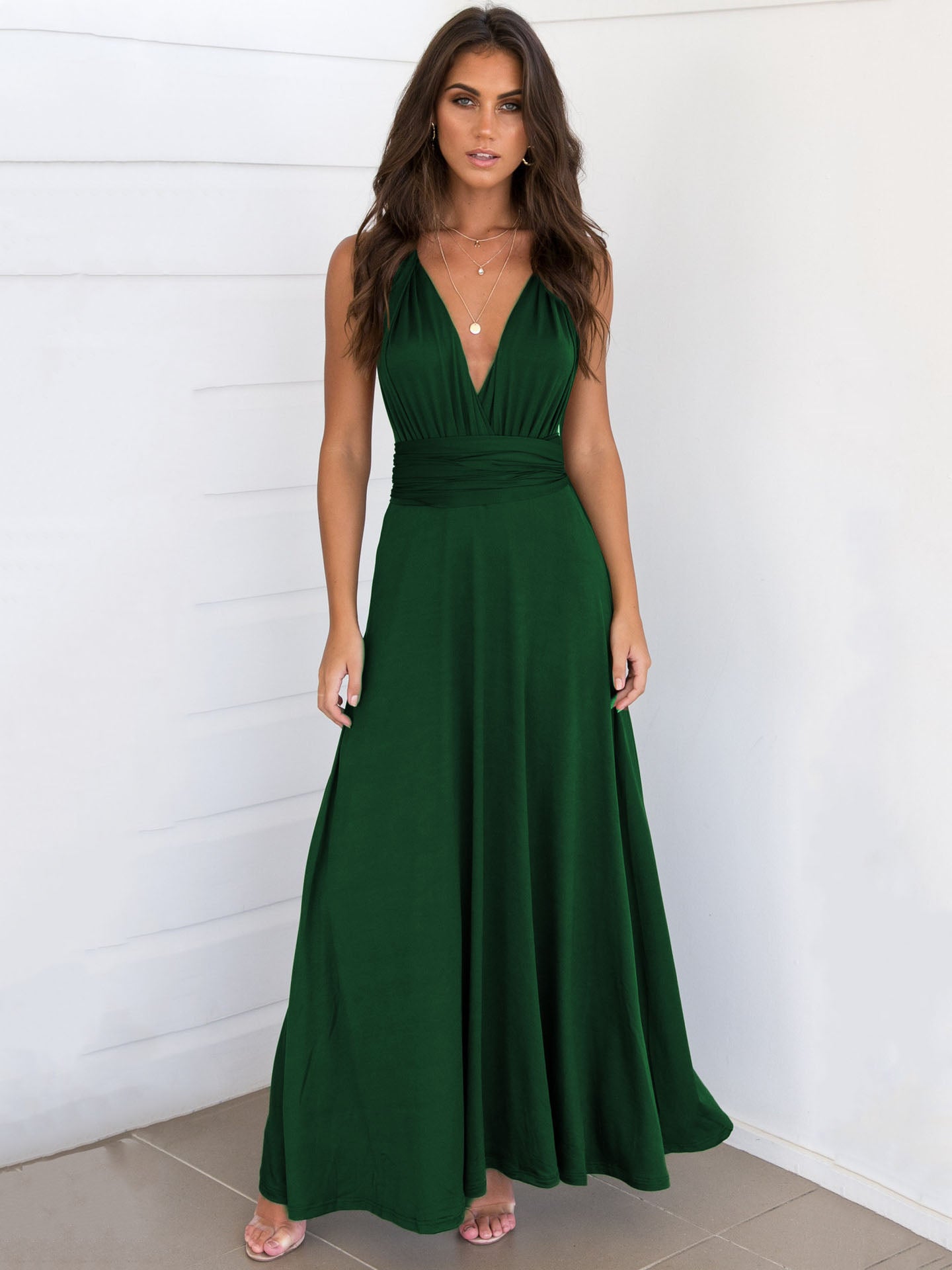 Beautifully Crafted Dress in a Classic Style