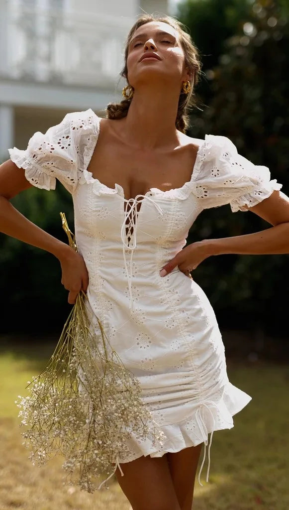 Gracefully Styled Dress for Any Occasion