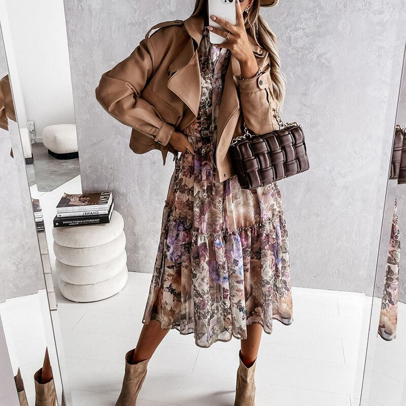 Classic Vintage Dress with a Flattering Fit
