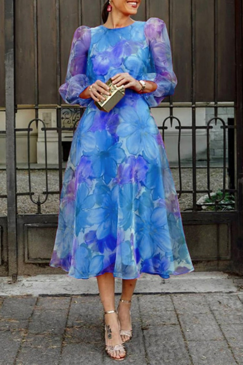 A Vintage Style Dress with Delicate Timeless Details