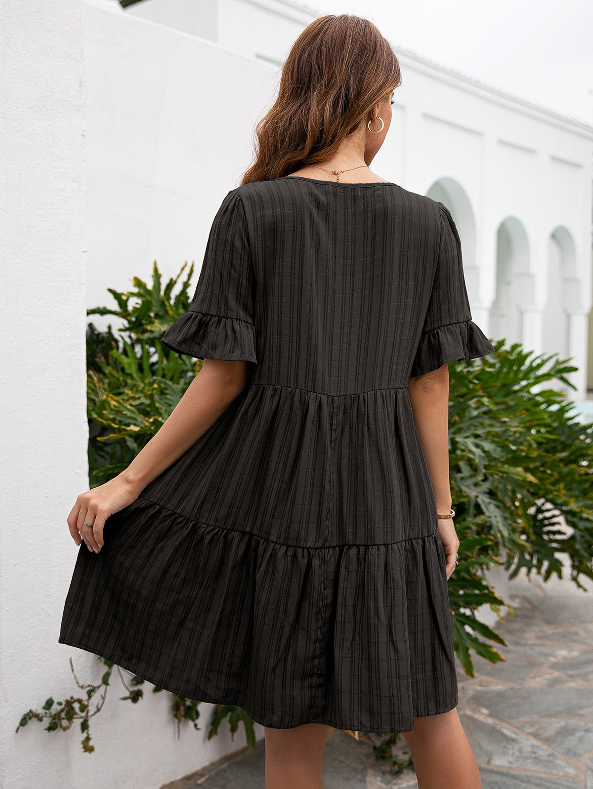 Gracefully Styled Dress for Any Occasion