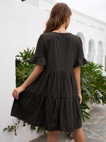 Gracefully Styled Dress for Any Occasion