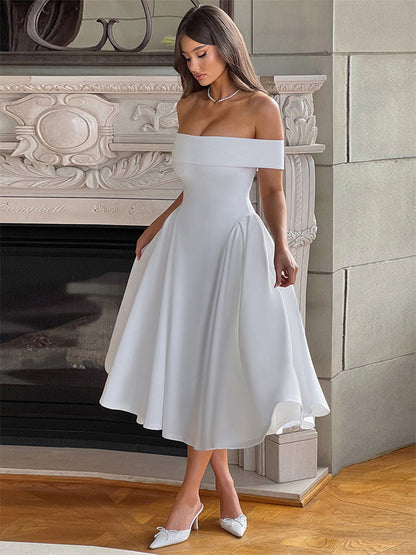 Well Tailored Dress with a Graceful Silhouette
