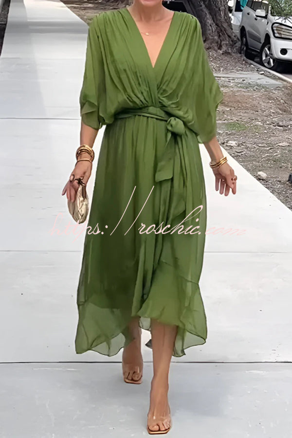 Gracefully Styled Dress for Any Occasion