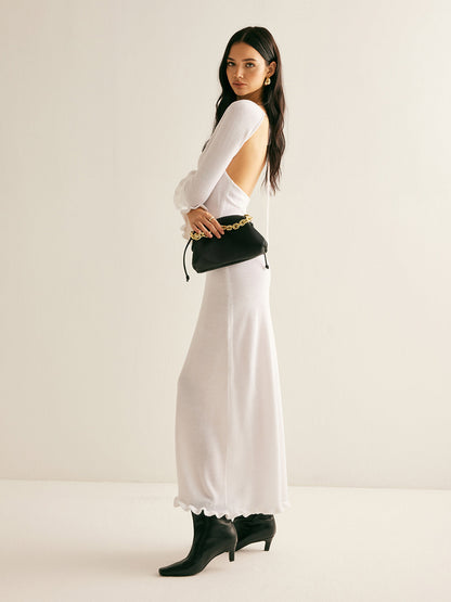 Beautifully Finished Sweater in a Timeless Design