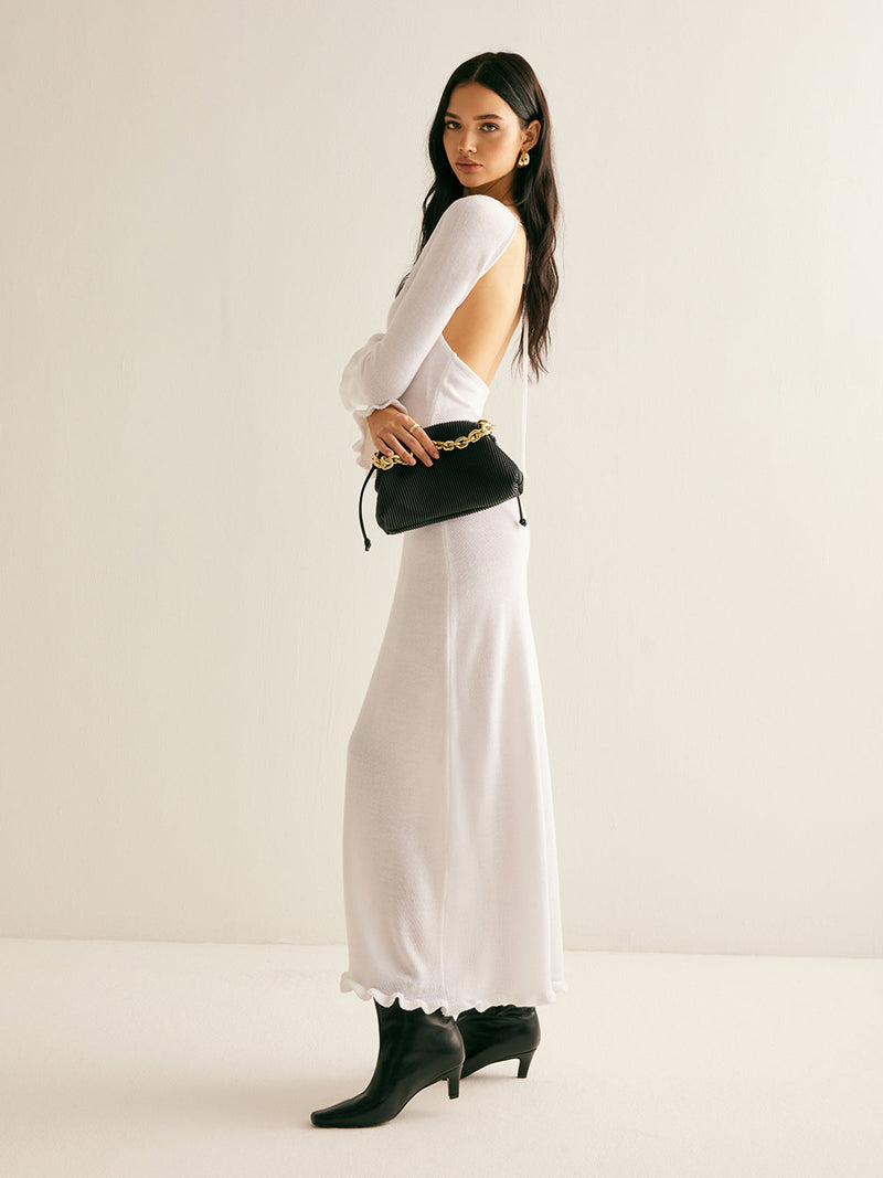Beautifully Finished Sweater in a Timeless Design