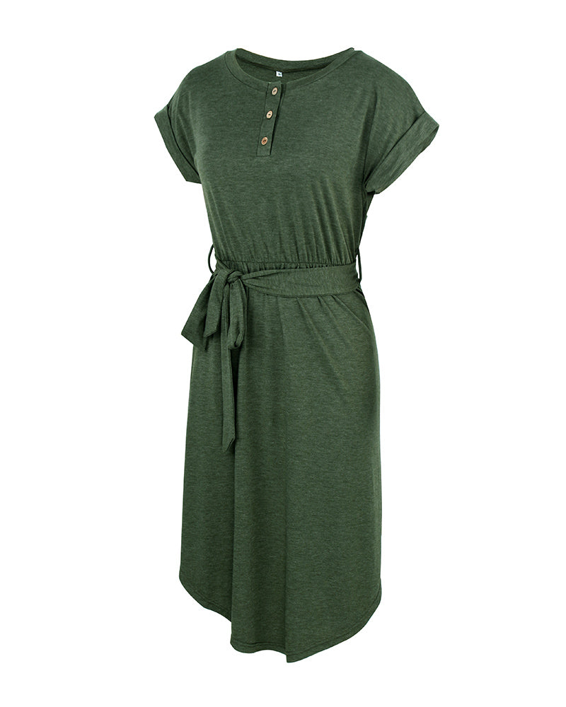 Beautifully Crafted Dress in a Classic Style