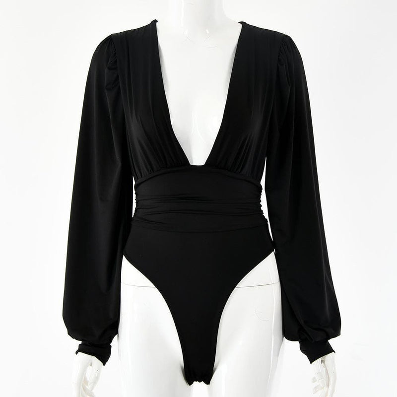 Well Tailored Garment with a Graceful Silhouette