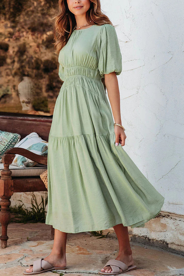 Classic Vintage Dress with a Flattering Fit