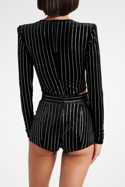 Sophisticated Garment with a Clean Classic Look