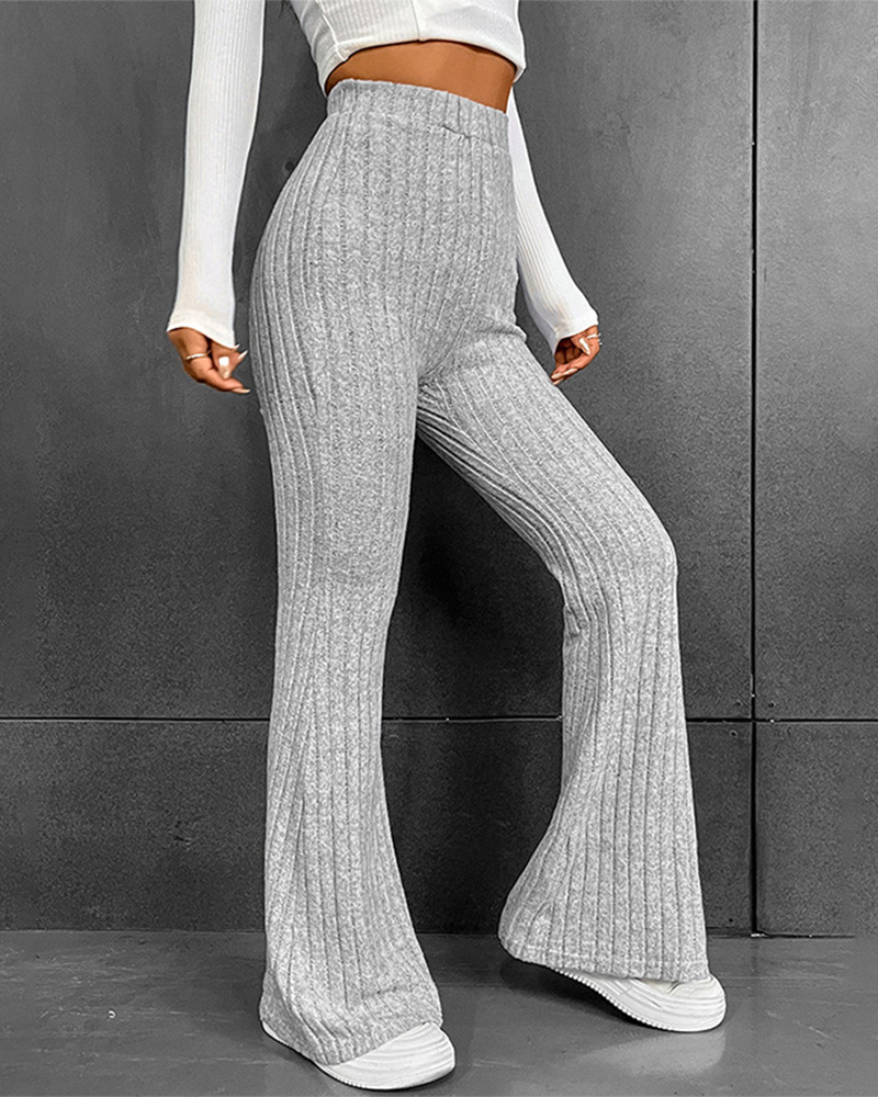 Gracefully Styled Pants for Any Occasion