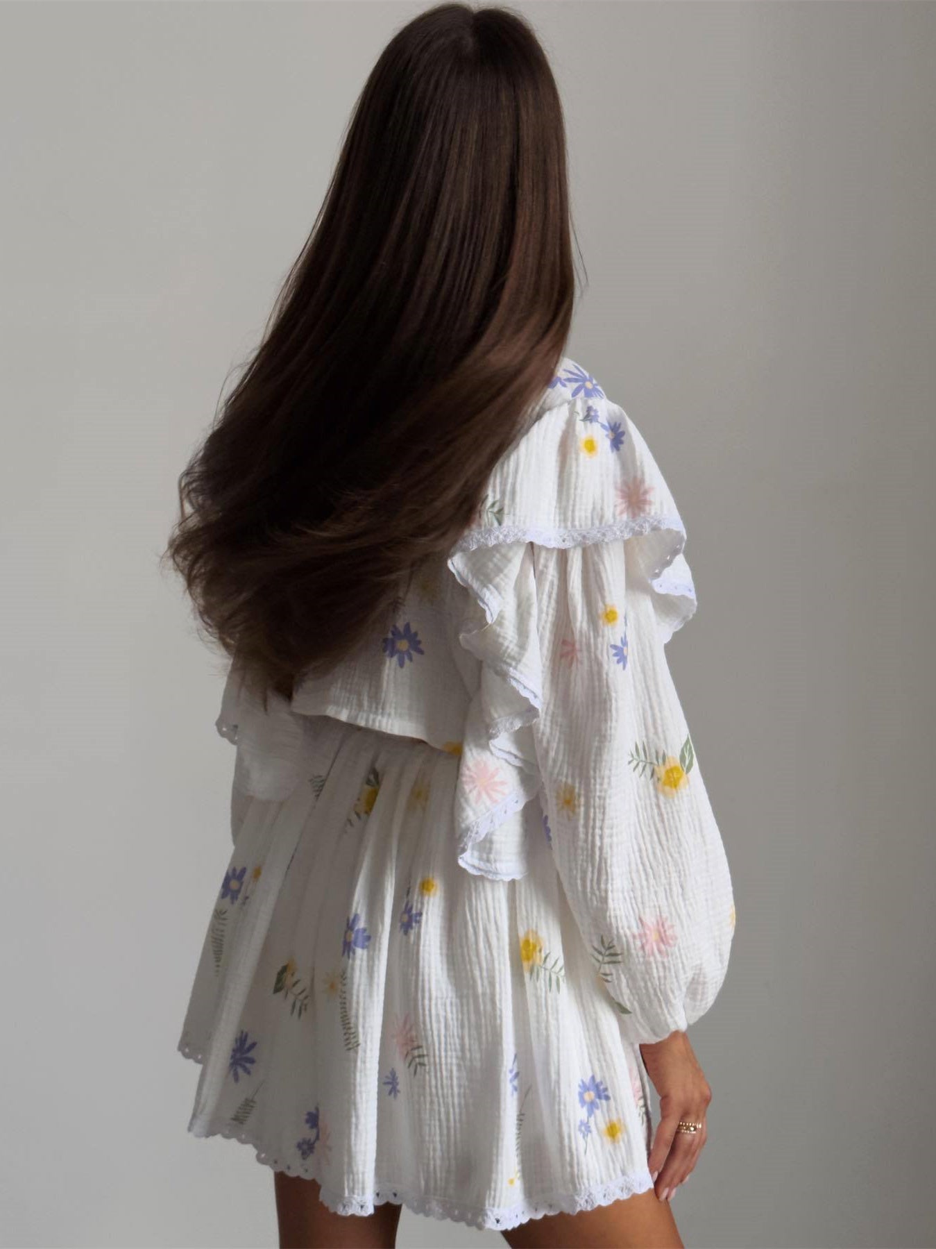 Sophisticated Garment with a Clean Classic Look