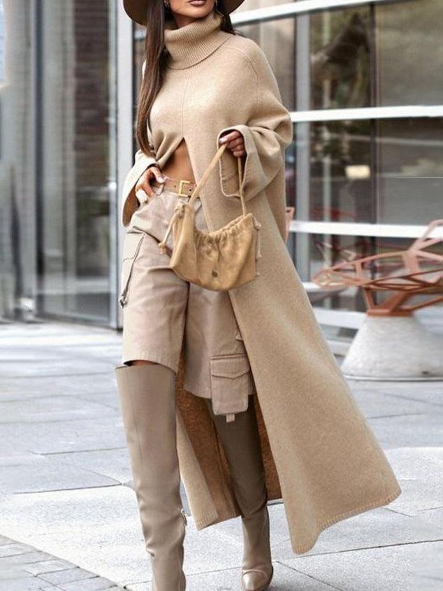 Well Tailored Sweater with a Graceful Silhouette