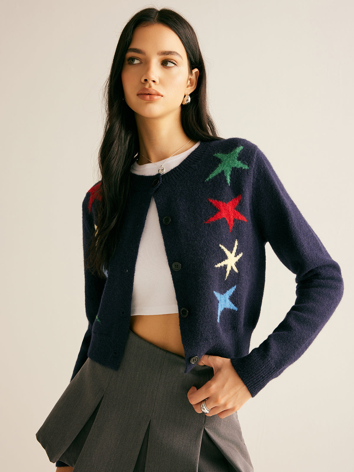 Effortlessly Elegant Cardigan with a Timeless Design