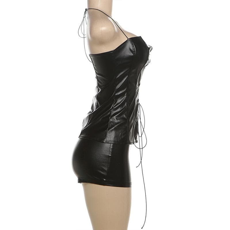 Effortlessly Elegant Garment with a Timeless Design