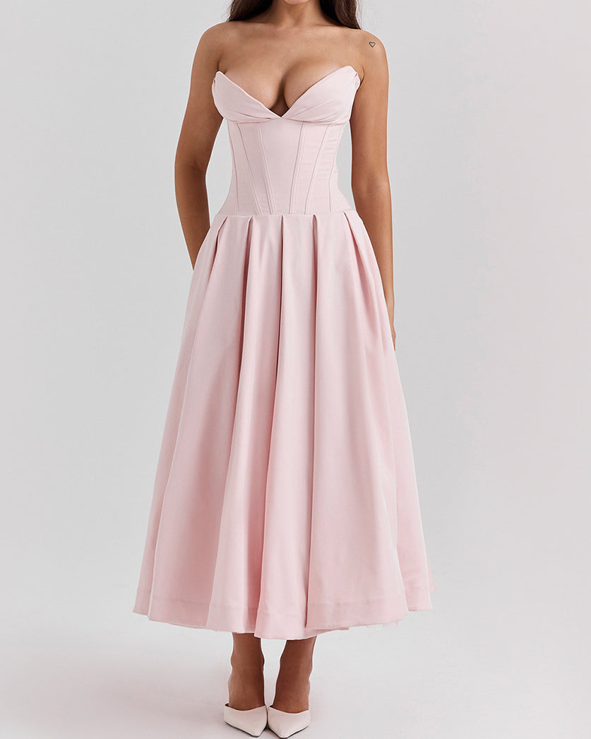 Polished Dress with an Effortless Classic Look
