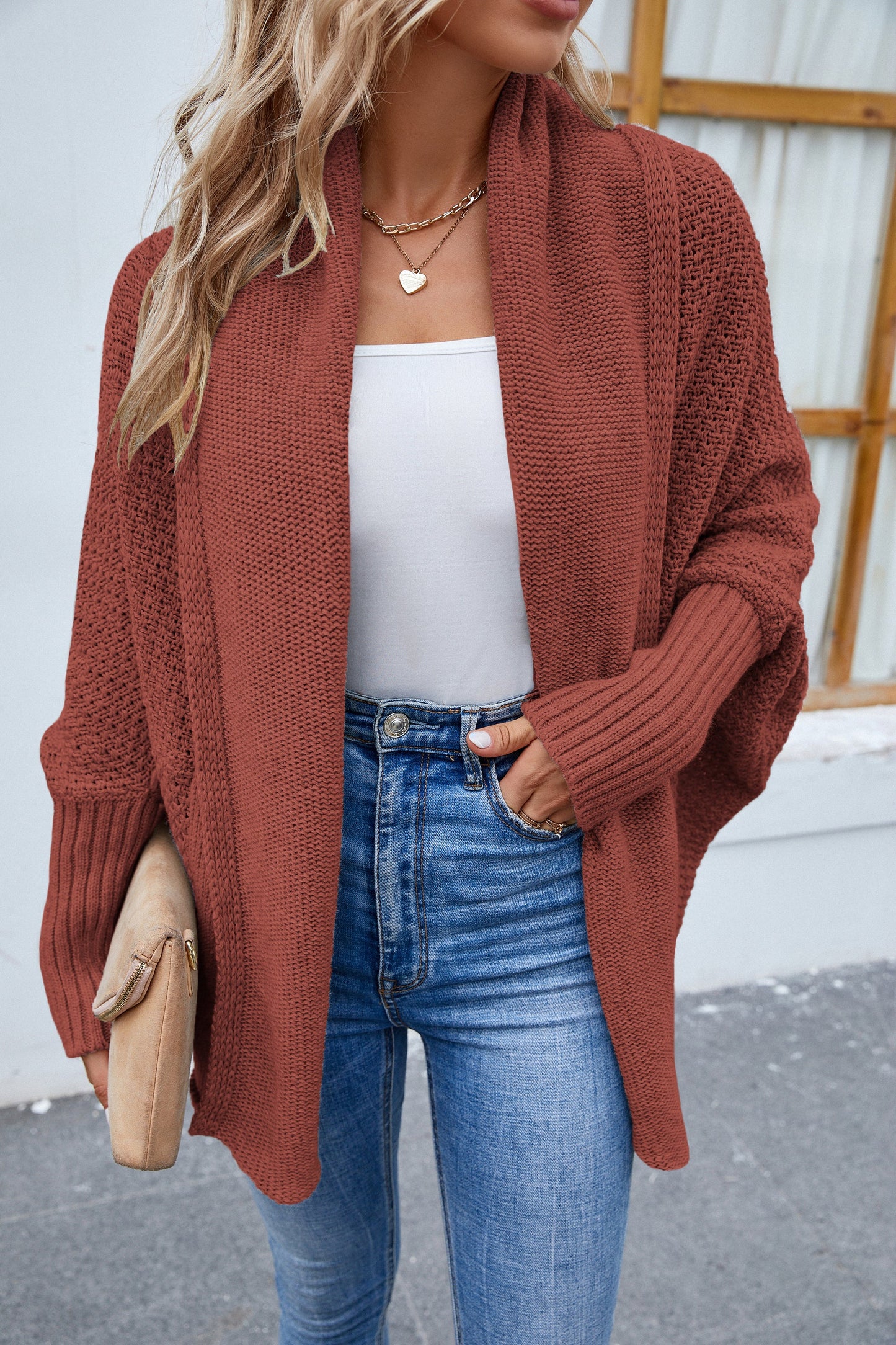 Elegantly Styled Cardigan for Everyday Wear