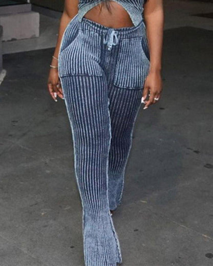 Well Tailored Pants with a Graceful Silhouette
