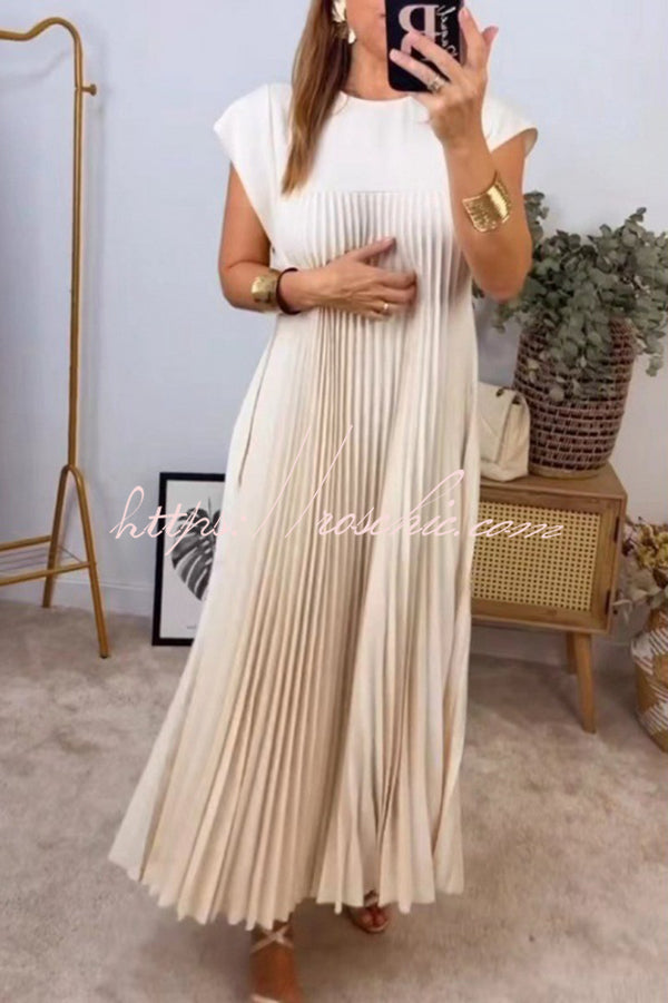 Polished Dress with an Effortless Classic Look