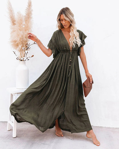 Sophisticated Dress with a Clean Classic Look