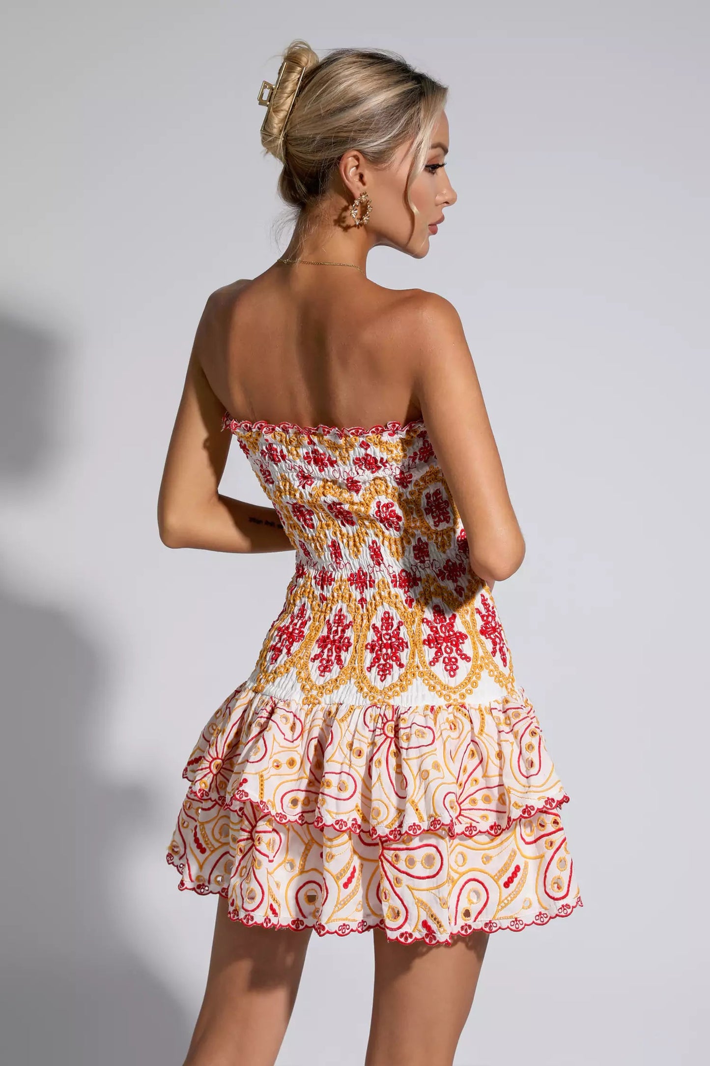 Sophisticated Dress with a Clean Classic Look