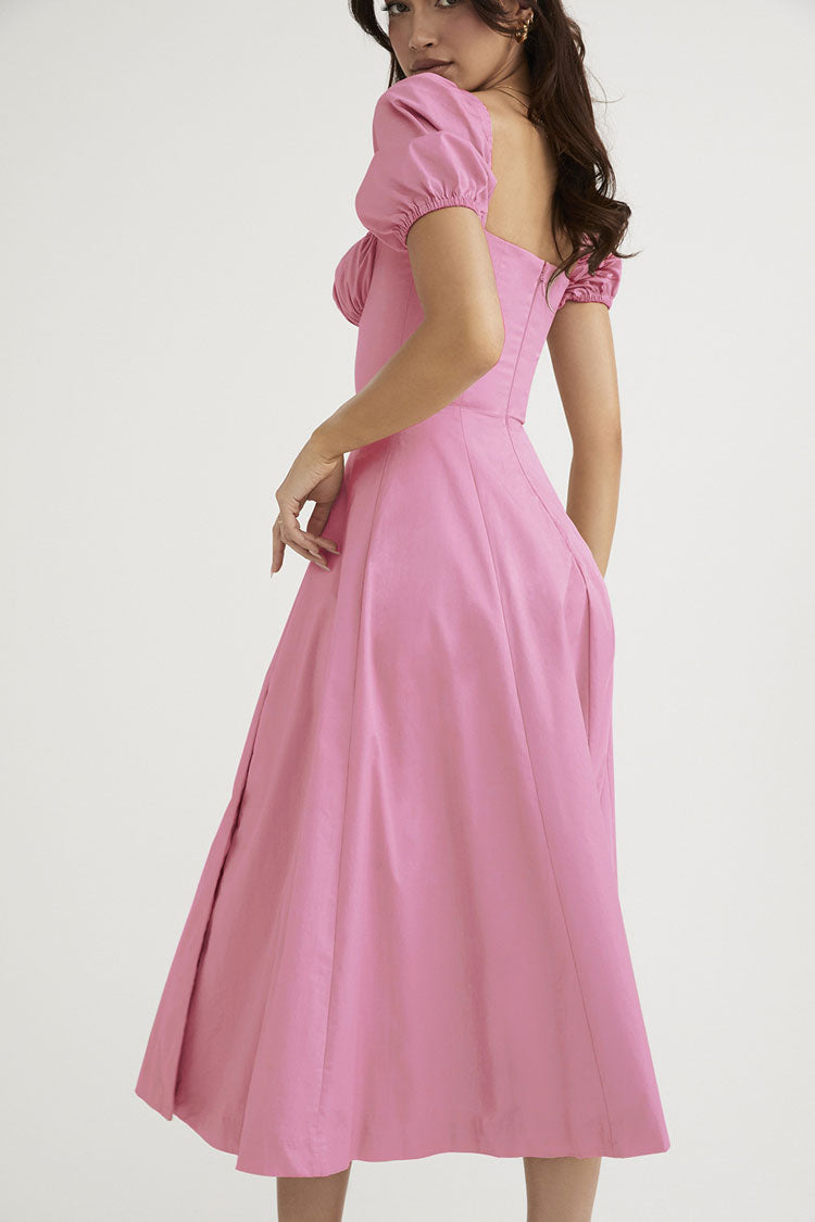Classic Vintage Dress with a Flattering Fit