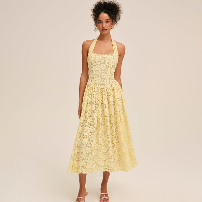 Classic Vintage Dress with a Flattering Fit