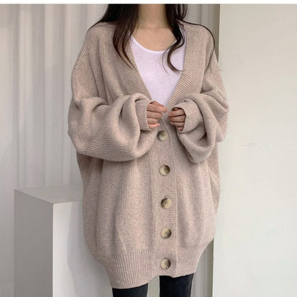Beautifully Crafted Cardigan in a Classic Style