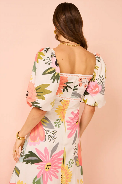 Beautifully Crafted Dress in a Classic Style