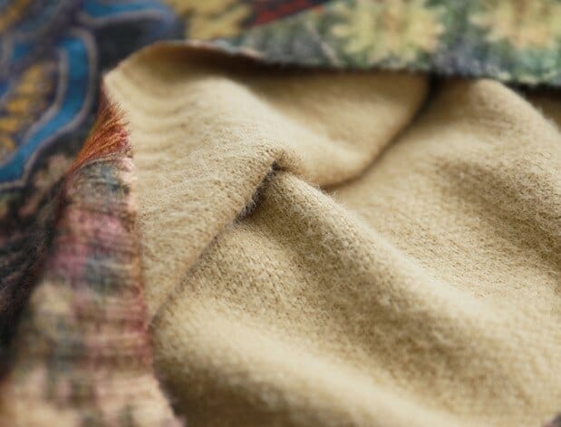 Classic Vintage Sweater with a Flattering Fit