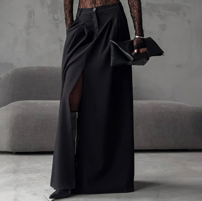 Effortlessly Elegant Garment with a Timeless Design