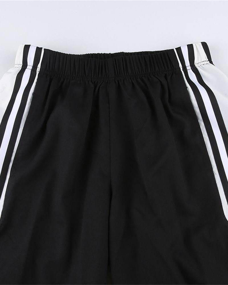 Beautifully Finished Pants in a Timeless Design