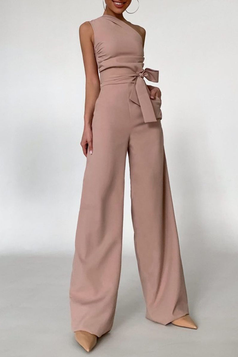 Well Tailored Garment with a Graceful Silhouette